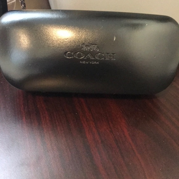 Coach Sunglass - Picture 2 of 6